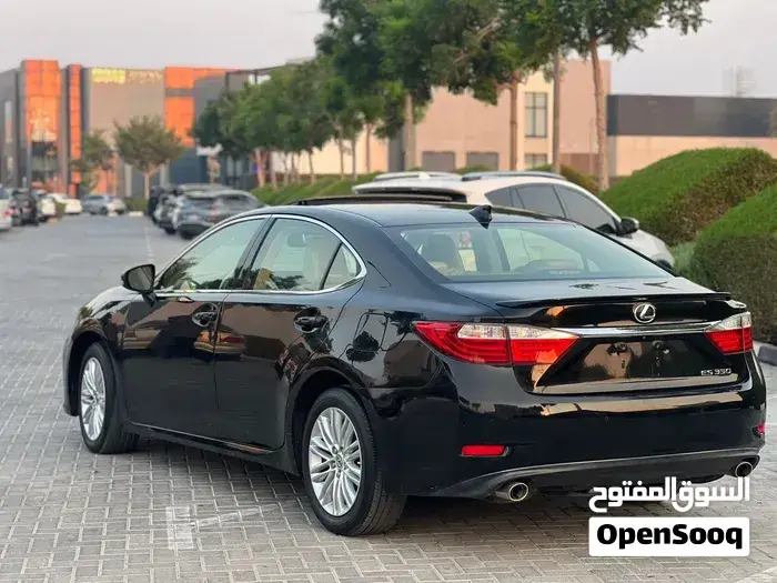 Lexus Es 2015 photo 2