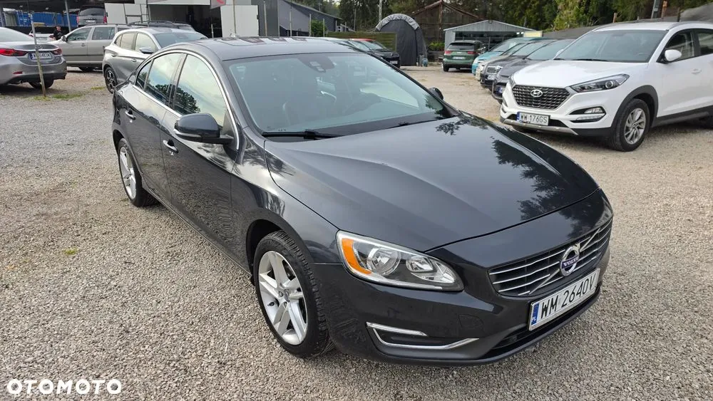 Volvo S60 2015 photo 2