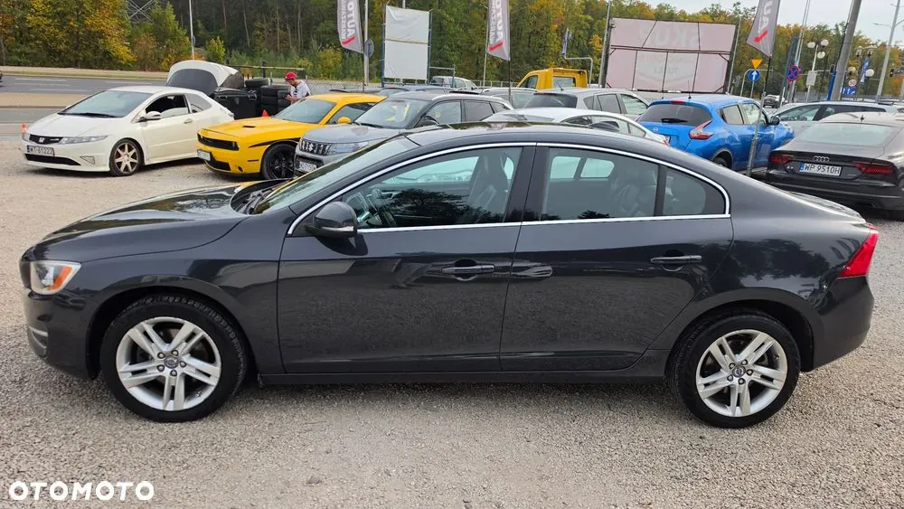 Volvo S60 2015 photo 5