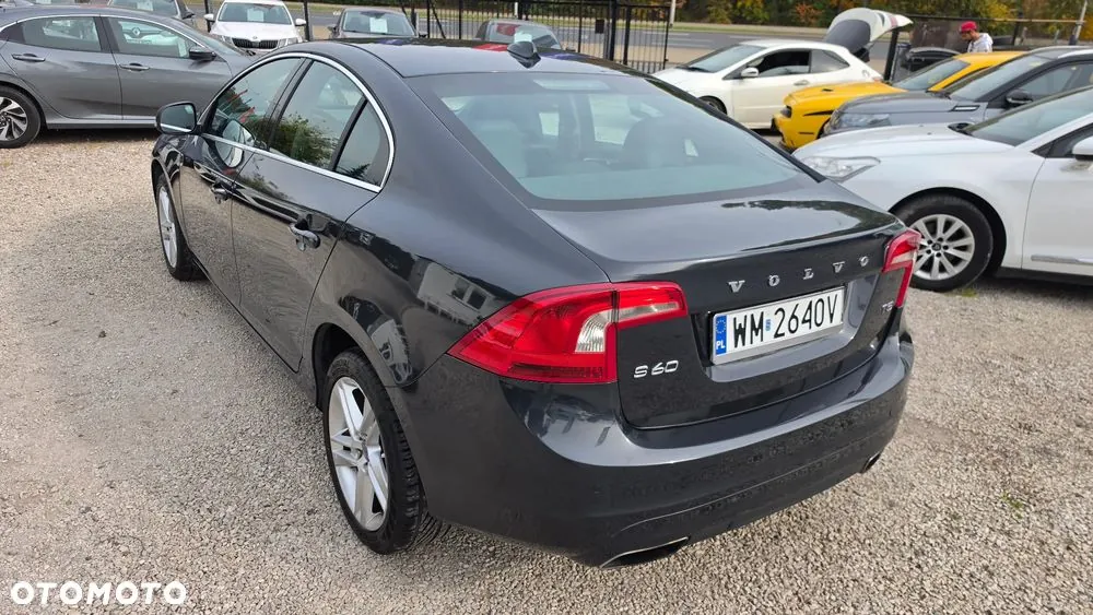 Volvo S60 2015 photo 3