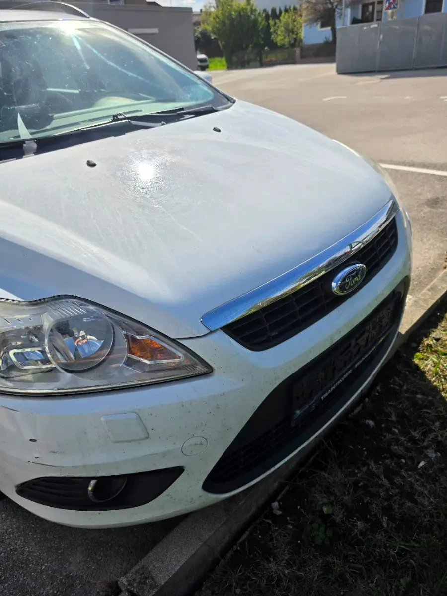 Ford Focus 2010 photo 3