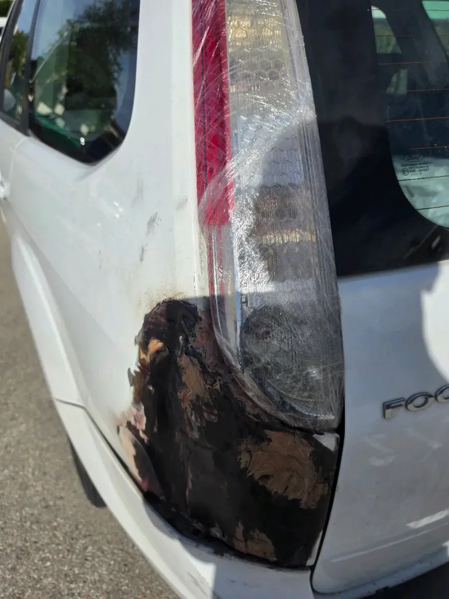 Ford Focus 2010 photo 2