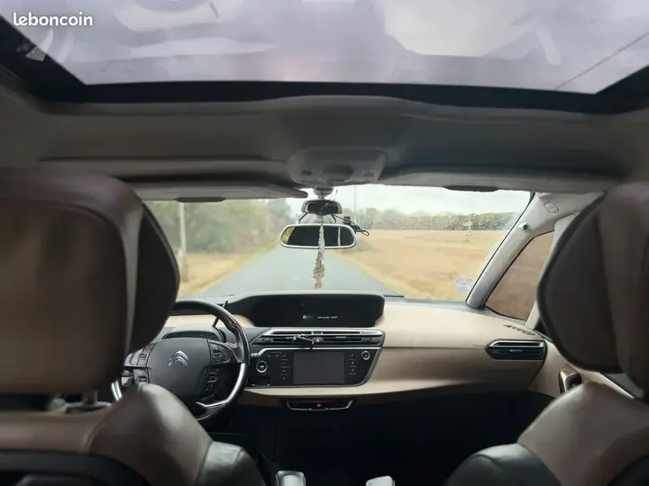Citroen C4 Picasso 2015 photo 3