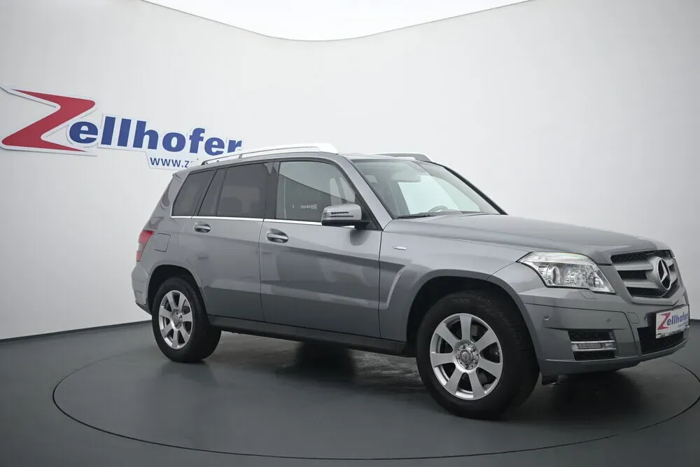 Mercedes-Benz Glk Class 2011 photo 2