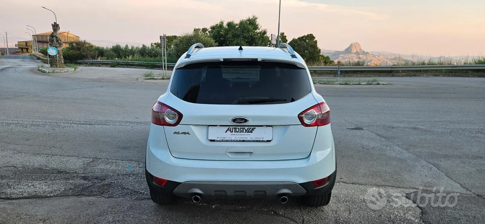 Ford Kuga 2012 photo 4