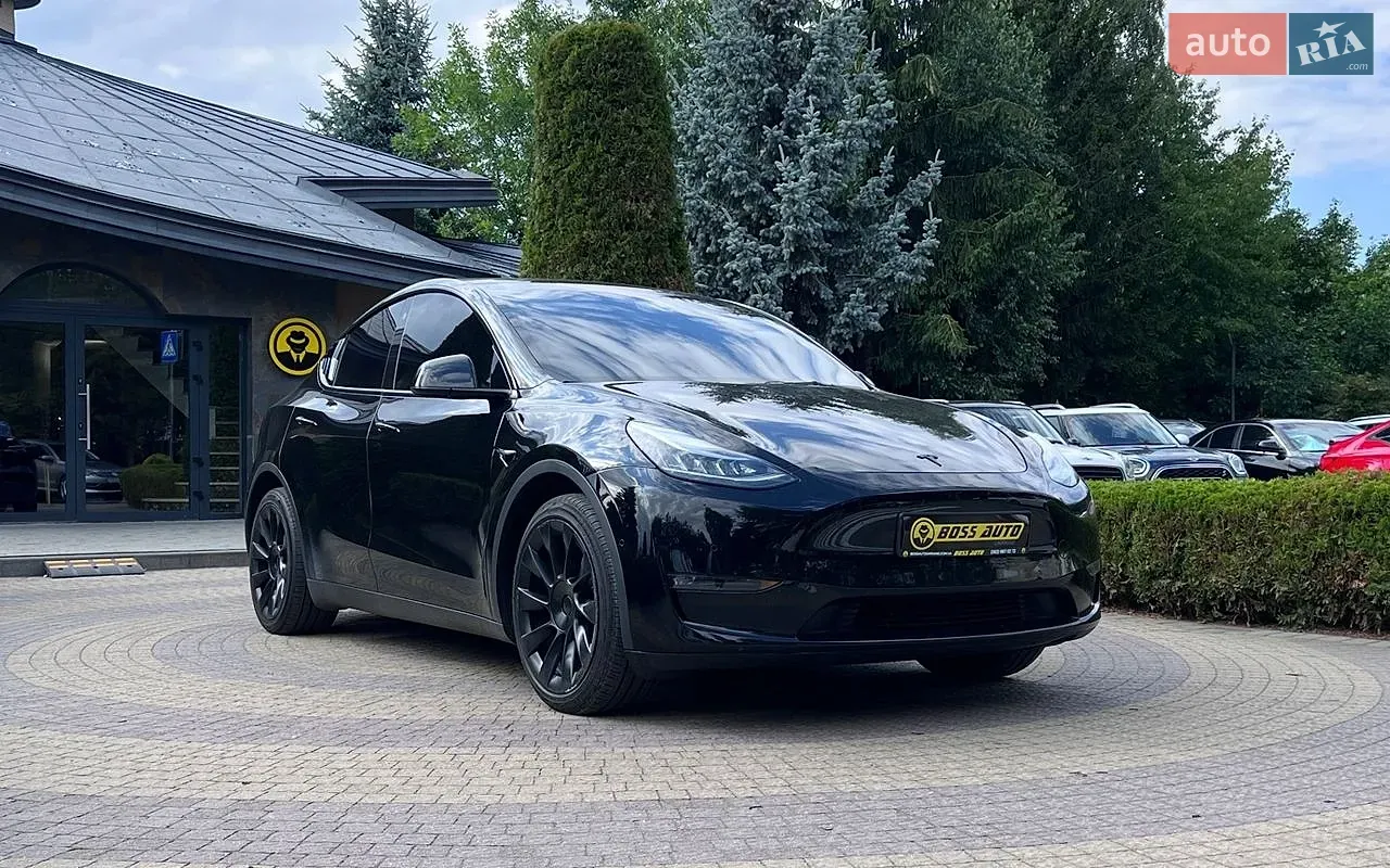 Tesla Model Y