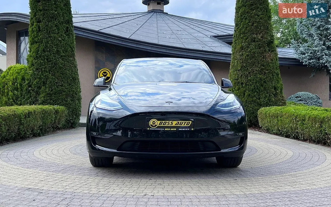Tesla Model Y 2021 photo 2