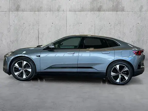 Polestar 4 2026 photo 2