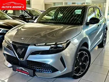 Alfa Romeo Junior 2025 photo 3
