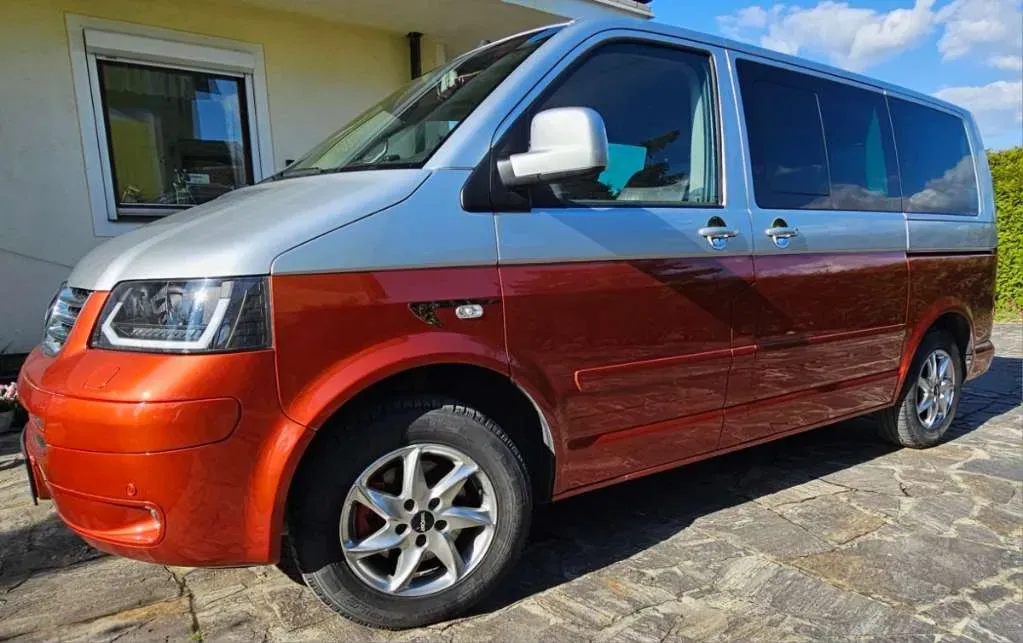 Volkswagen T5 2005 photo 2