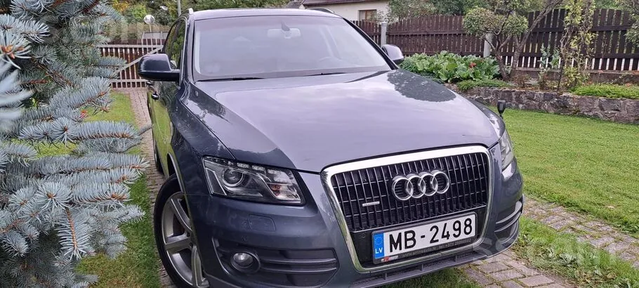 Audi Q5 2010 photo 2