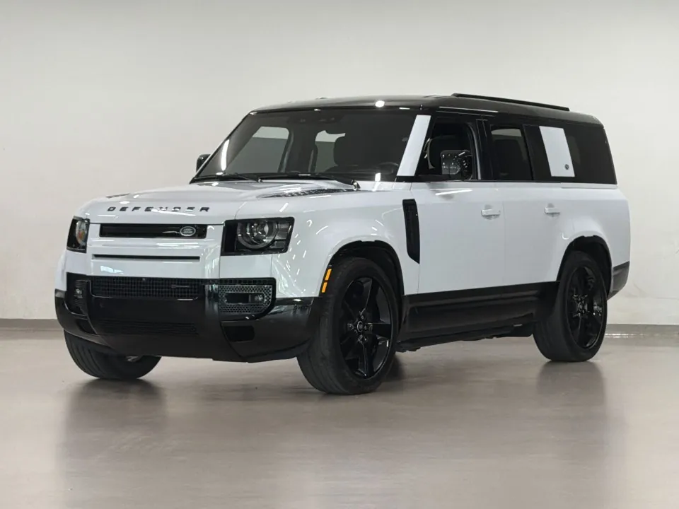 Land Rover Defender 2023 photo 5
