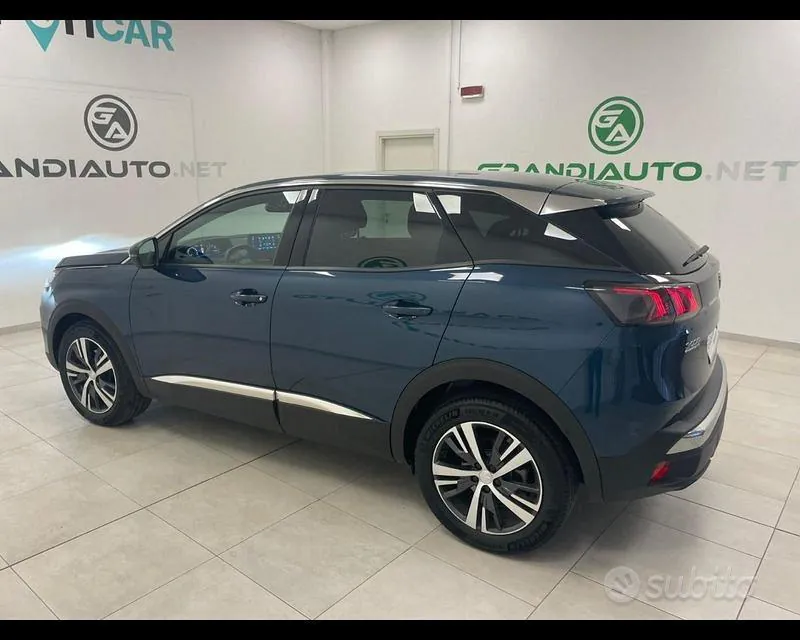 Peugeot 3008 2024 photo 2