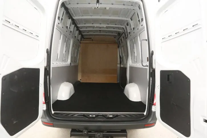 Mercedes-Benz Sprinter 2021 photo 3