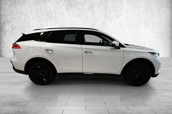 BYD Tang 2025 photo 4