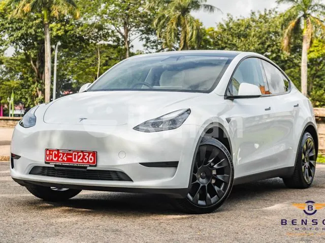 Tesla Model Y 2024 photo 5