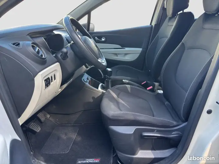 Renault Captur 2017 photo 3