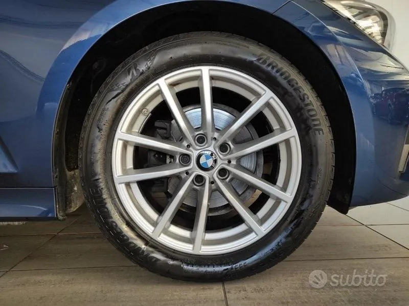 BMW 3 Series 2020 photo 5