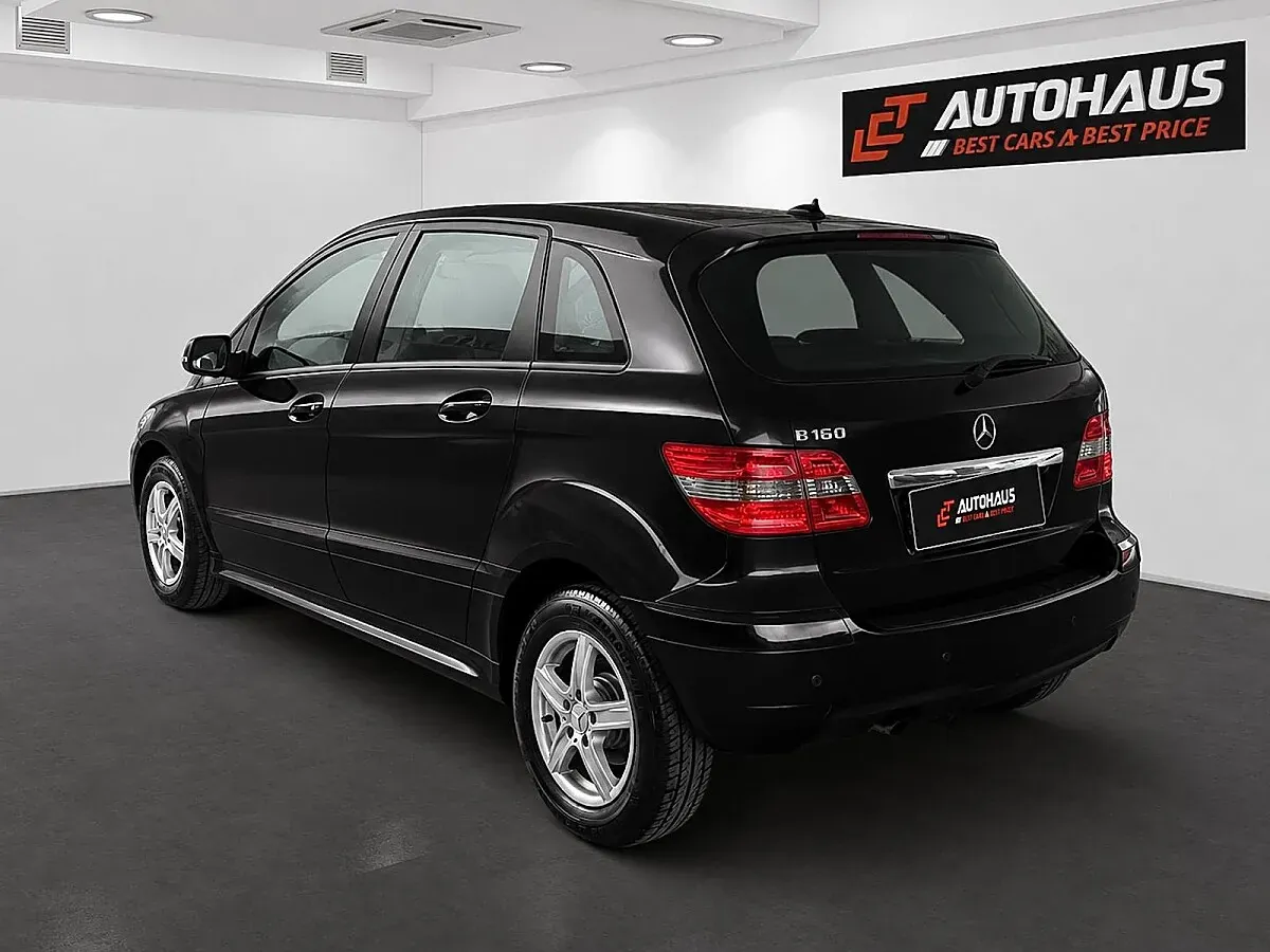 Mercedes-Benz B-Class 2010 photo 3