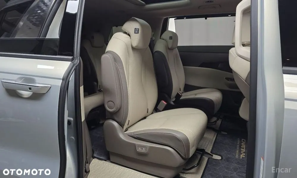 Kia Carnival 2024 photo 5