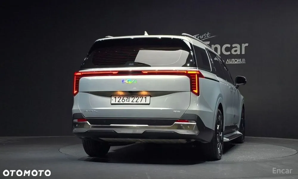 Kia Carnival 2024 photo 3