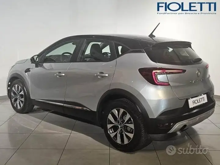 Renault Captur 2021 photo 2