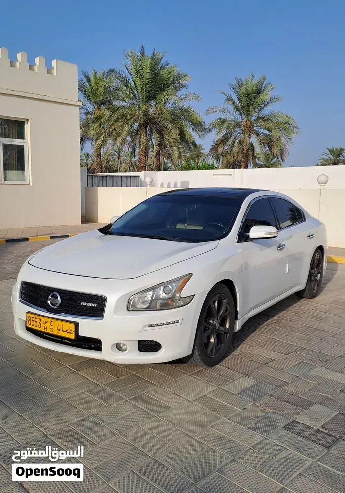 Nissan Maxima 2011 photo 4