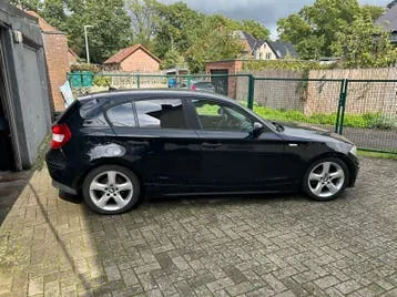 BMW 118I
