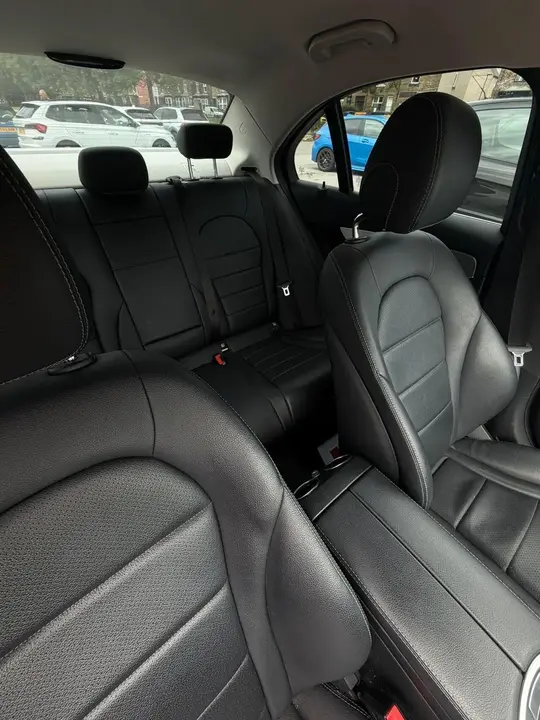 Mercedes-Benz C-Class 2018 photo 5