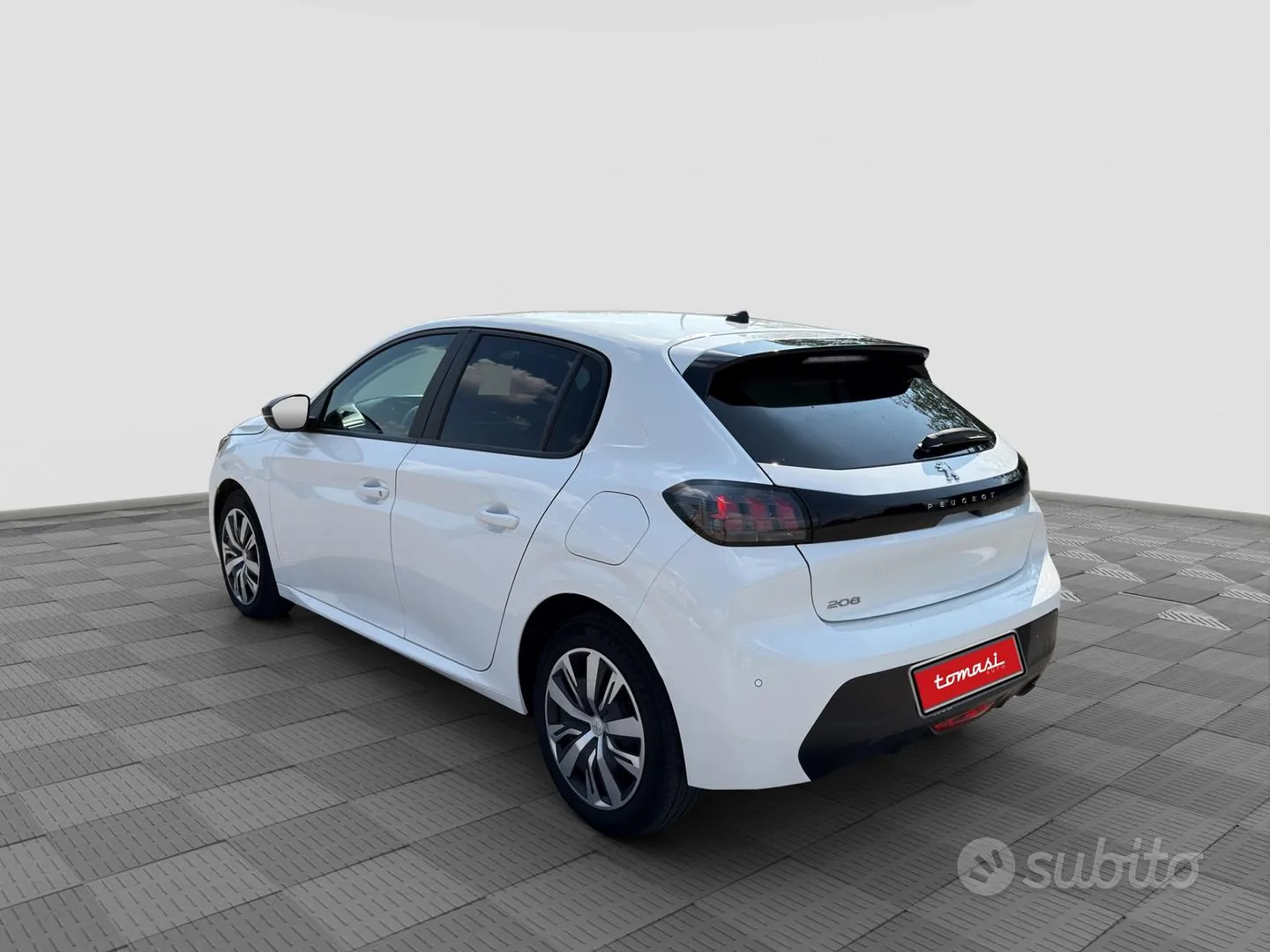 Peugeot 208 2023 photo 3