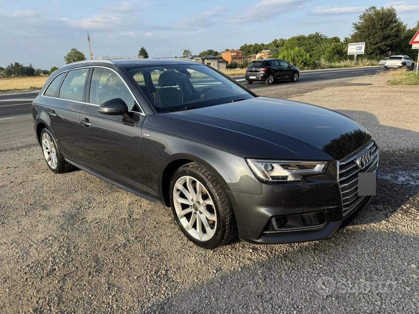 Audi A4 2018 photo 2