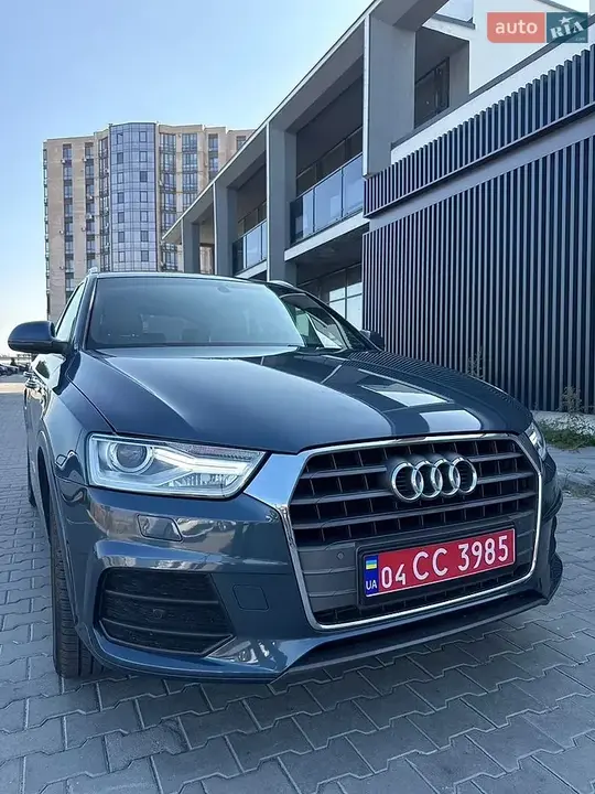 Audi Q3 2017 photo 2