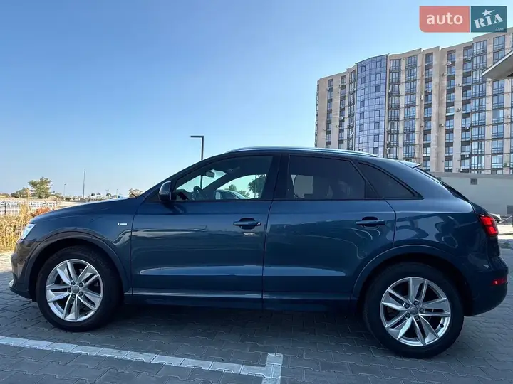 Audi Q3 2017 photo 3