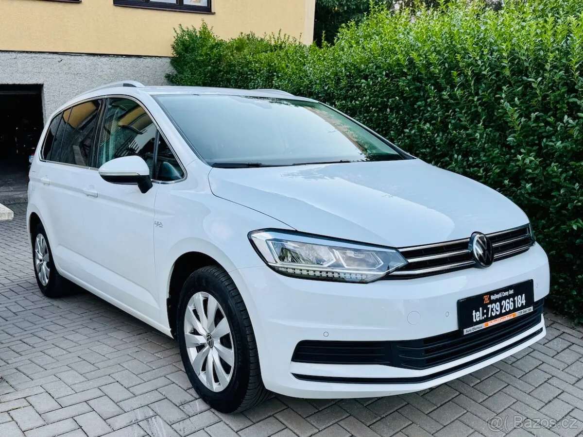 Volkswagen Touran 2023 photo 3
