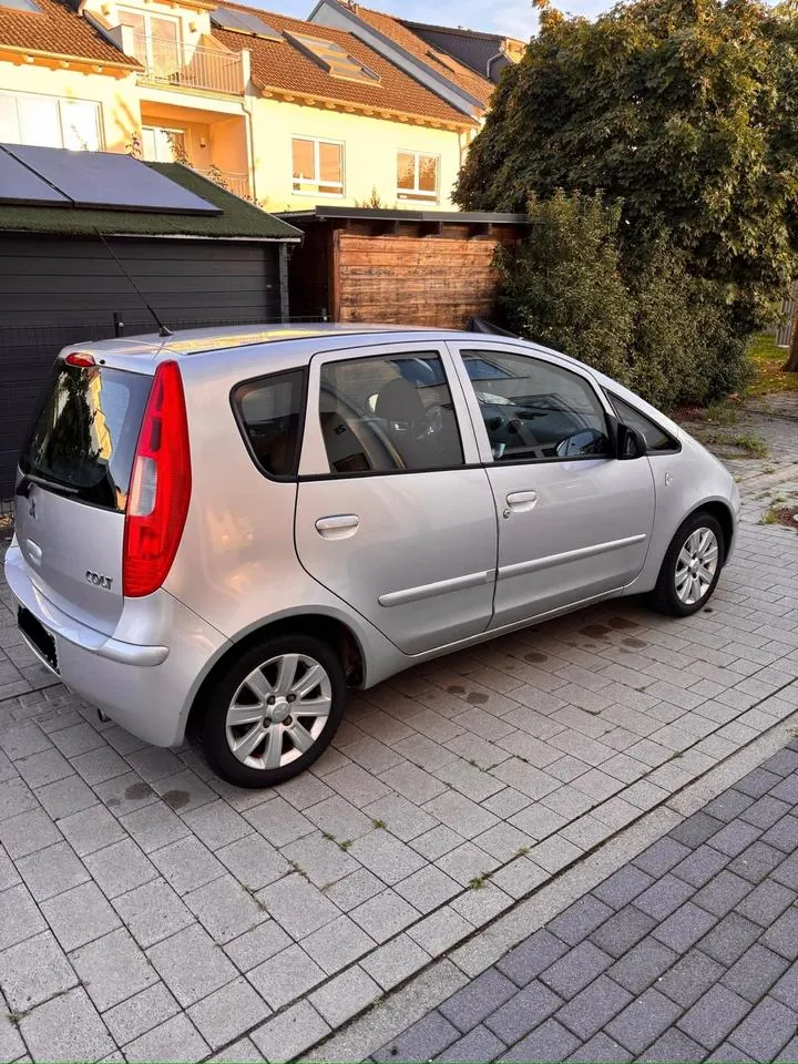 Mitsubishi Colt