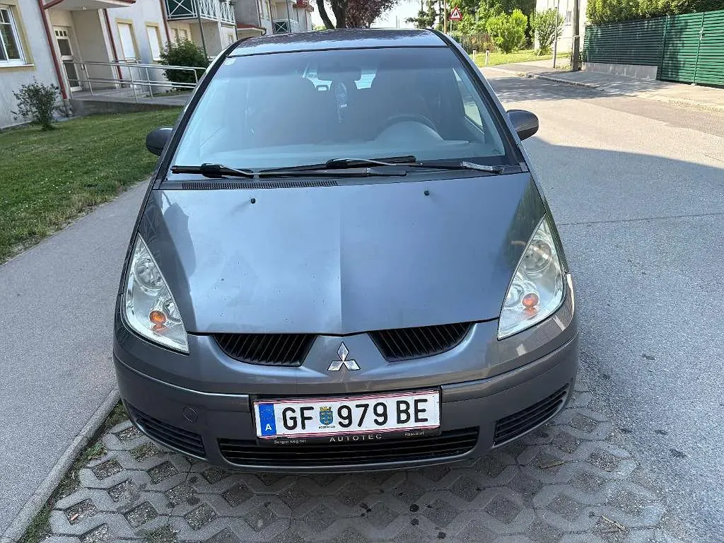 Mitsubishi Colt