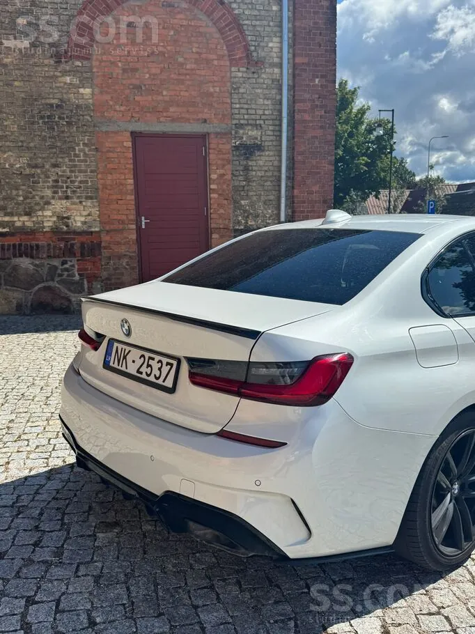 BMW 320 2019 photo 5