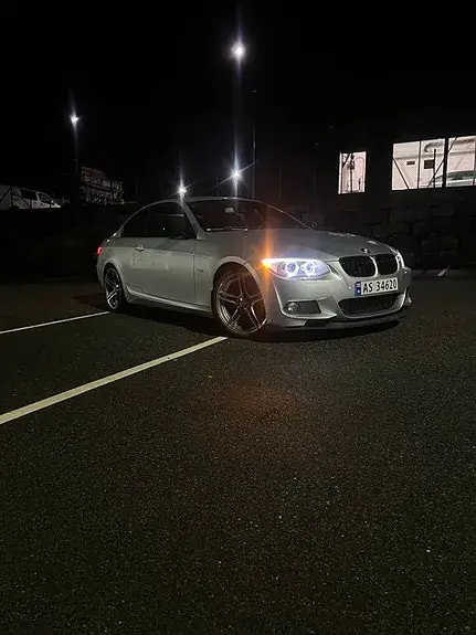 BMW 318I