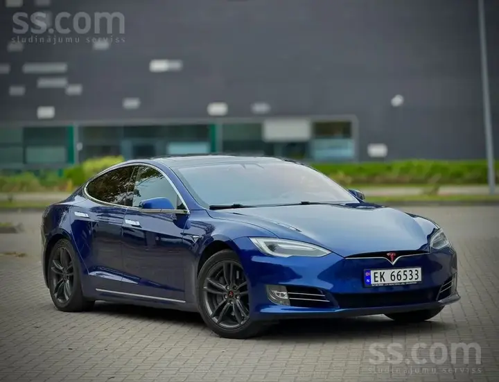 Tesla Model S