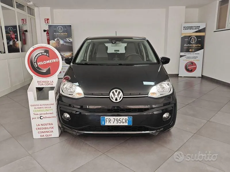 Volkswagen Up 2018 photo 2