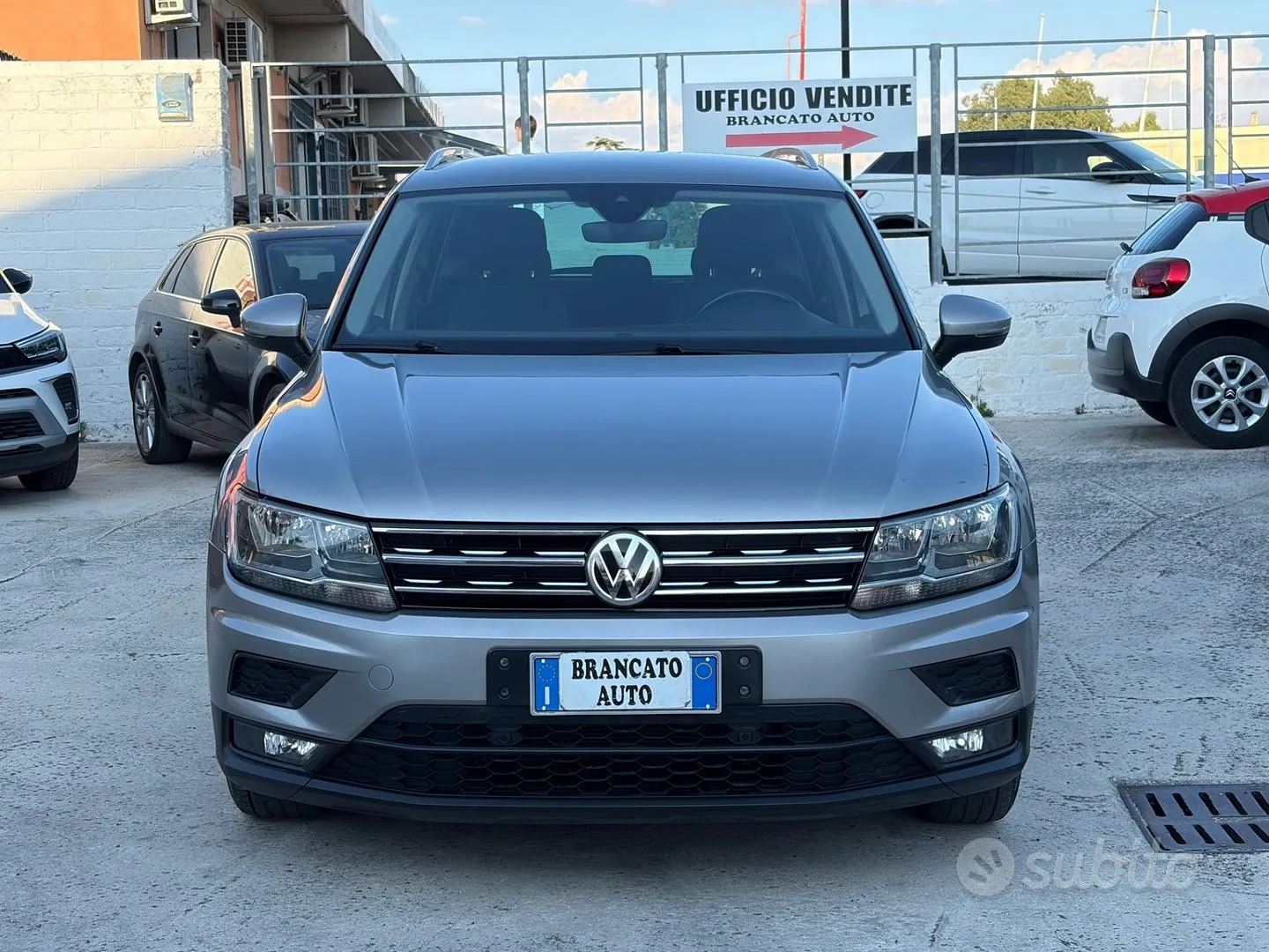 Volkswagen Tiguan 2018 photo 2