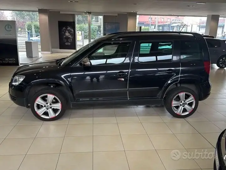 Skoda Yeti 2013 photo 2