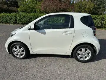 Toyota Iq