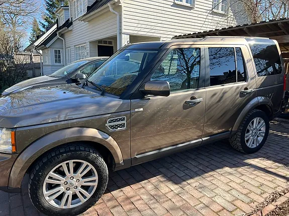 Land Rover Discovery 4 2010 photo 2