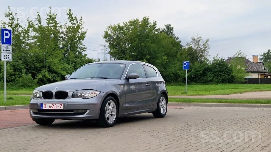 BMW 116 2010 photo 2