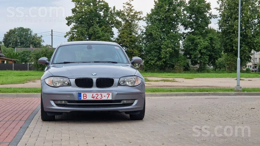 BMW 116 2010 photo 4