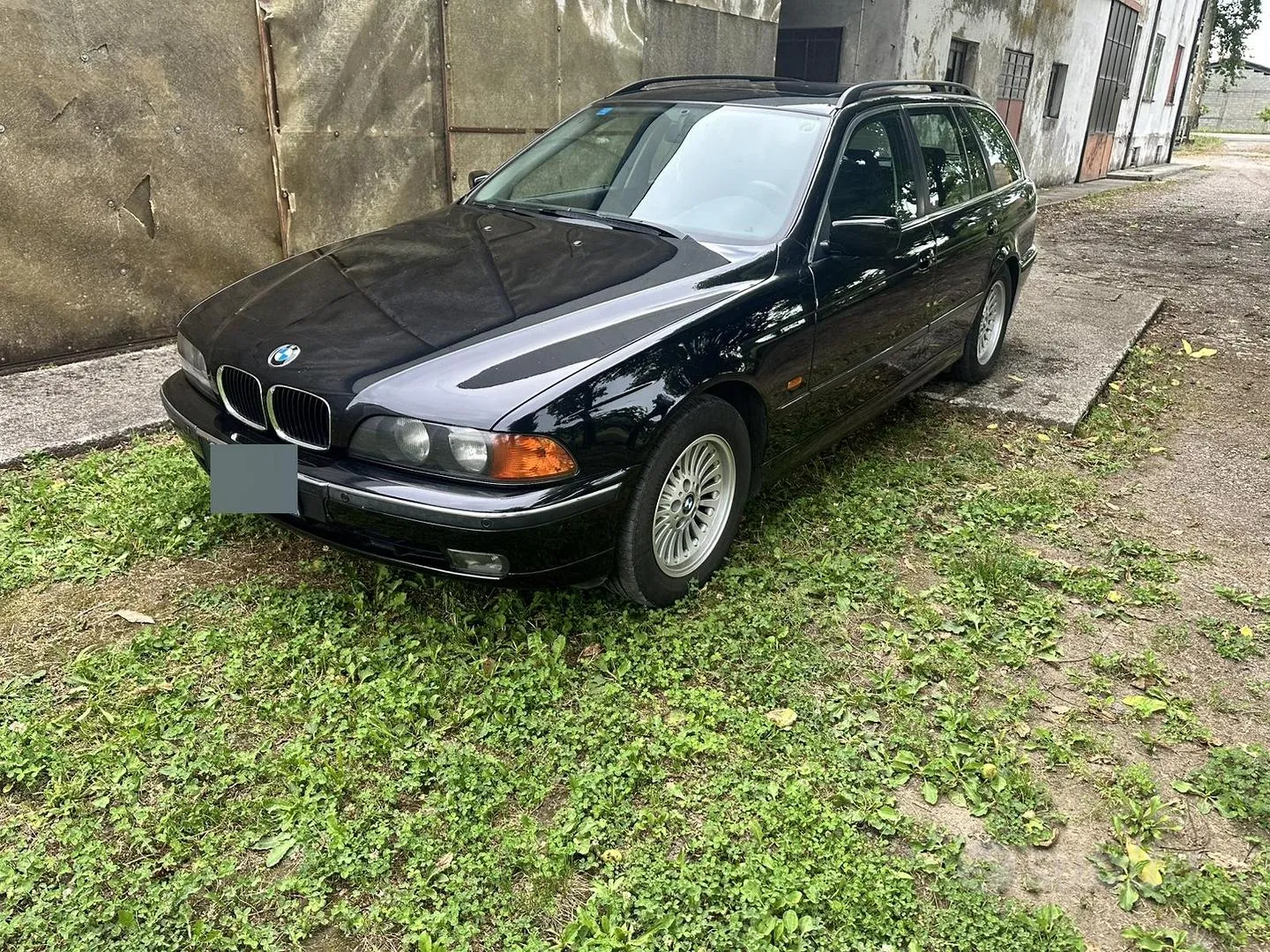 BMW 520I