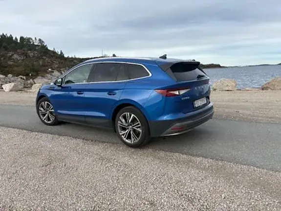 Skoda Enyaq 2022 photo 2