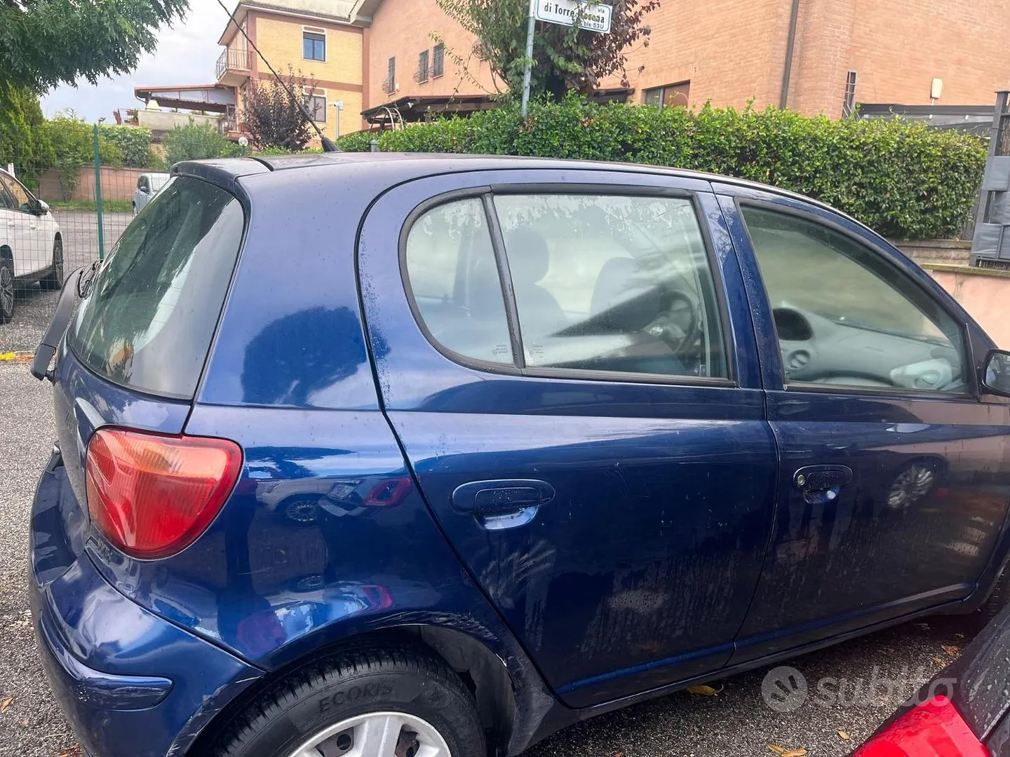 Toyota Yaris 2003 photo 3