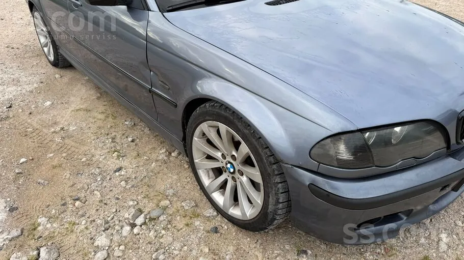 BMW 330 2000 photo 5